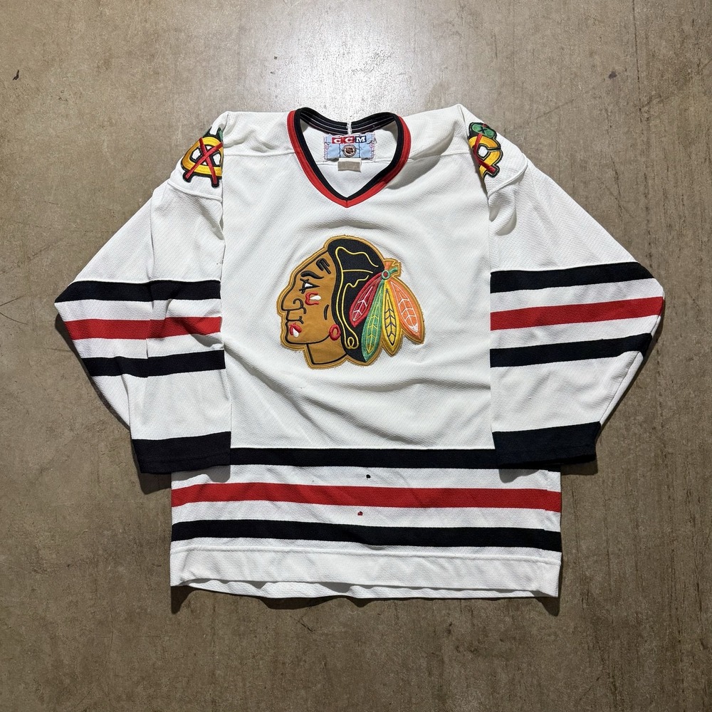 Chicago Blackhawks Jersey Mens Medium White NHL Hockey CCM 13 Home Sweater